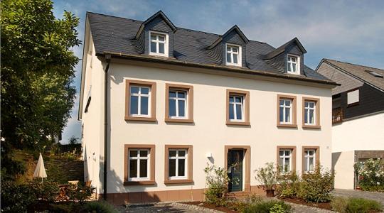 Ernst Cluesserath Weingut & Weinhotelchen 特里特海姆 外观 照片